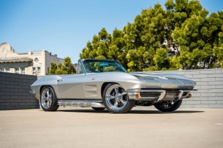 1964 Chevrolet Corvette Roadster Restomod