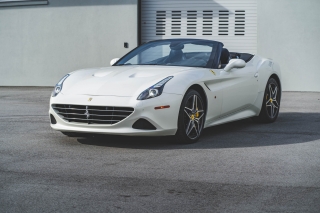 2015 Ferrari California T 