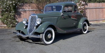 1934 Ford Deluxe Coupe