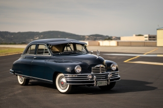 1948 Packard Deluxe Eight