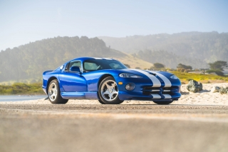 20k-Mile 1997 Dodge Viper GTS