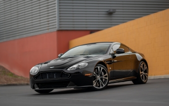 2015 Aston Martin V-12 Vantage S Coupe