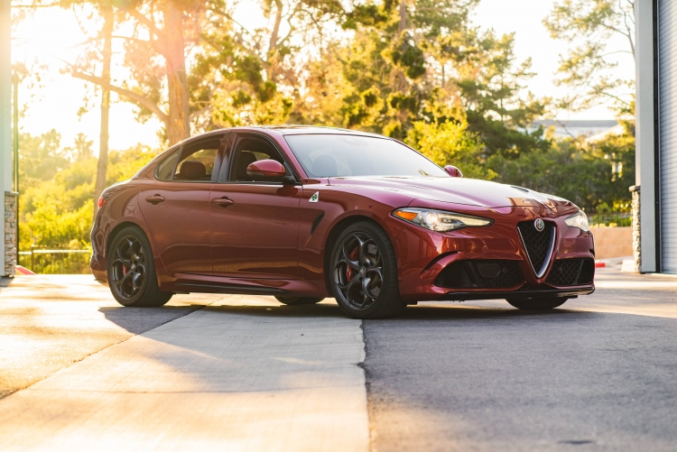 2017 Alfa Romeo Giulia Quadrifoglio