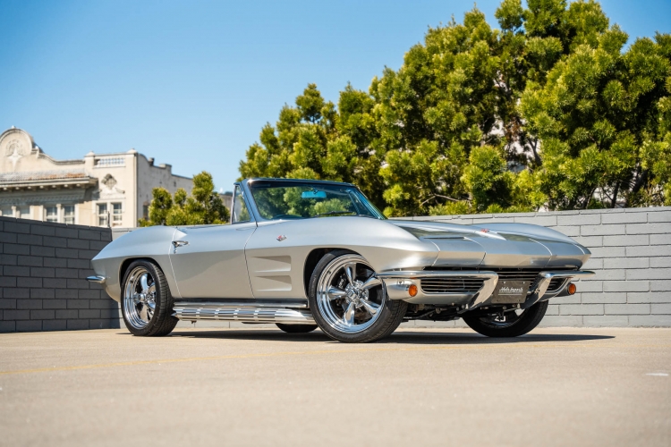 1964 Chevrolet Corvette Roadster Restomod