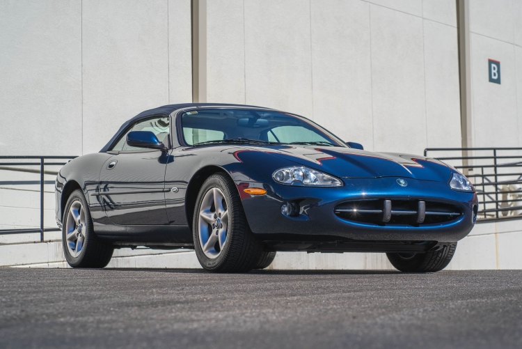 2000 Jaguar XK8 Convertible