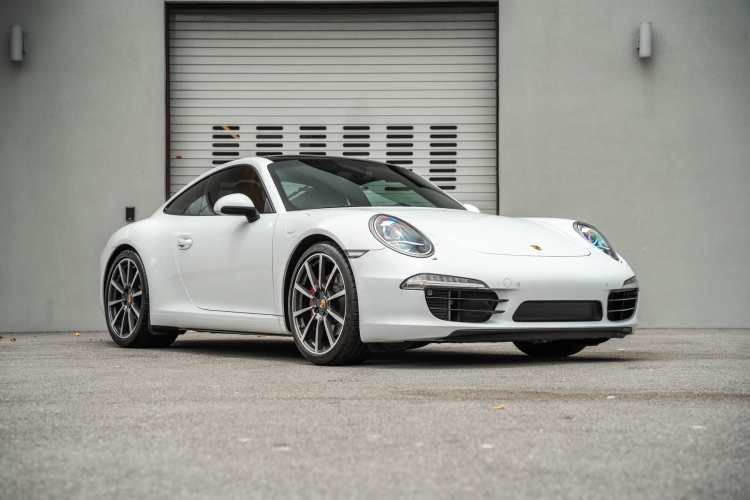 2015 Porsche 911 Carrera S Coupe