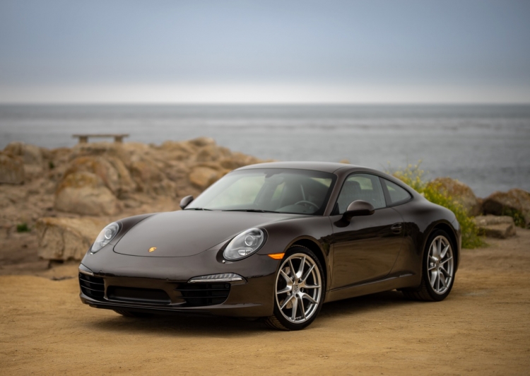 2015 Porsche 911 Carrera