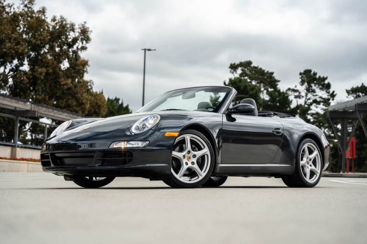 2006 Porsche 911 Carrera Cabriolet 