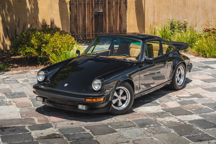 1975 Porsche 911 Carrera Coupe 