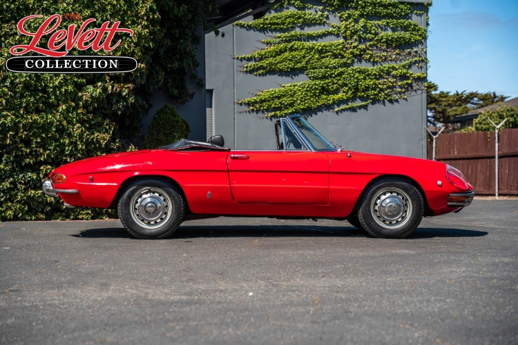 1969 Alfa Romeo 1750 Spider Veloce 'Duetto'