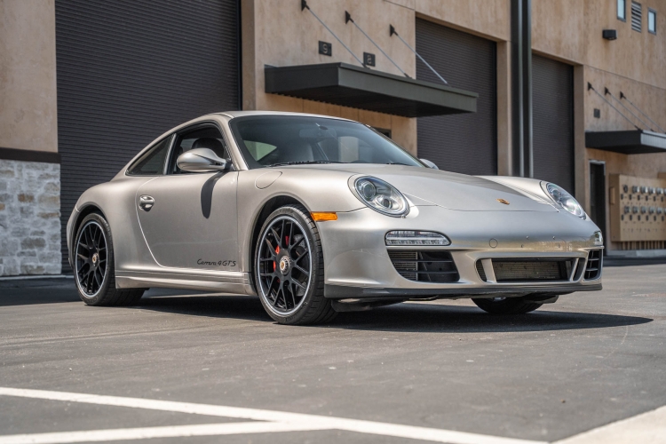 2012 Porsche 911 Carrera 4 GTS