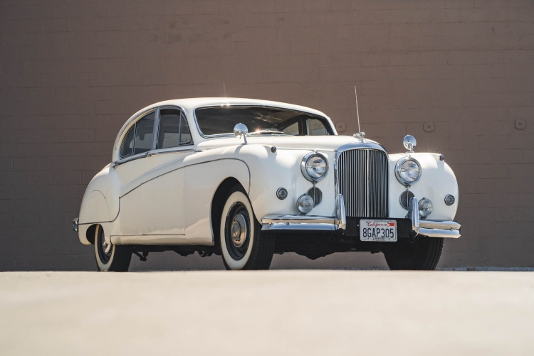 1959 Jaguar Mark IX